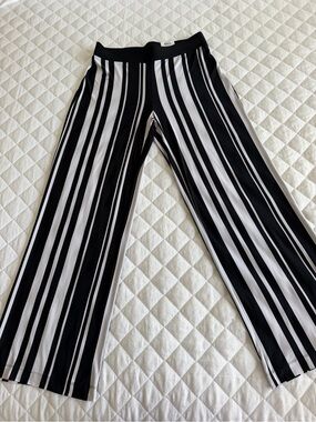 INC International Concepts Black & White Vertical Stripe Wide-Leg Pants